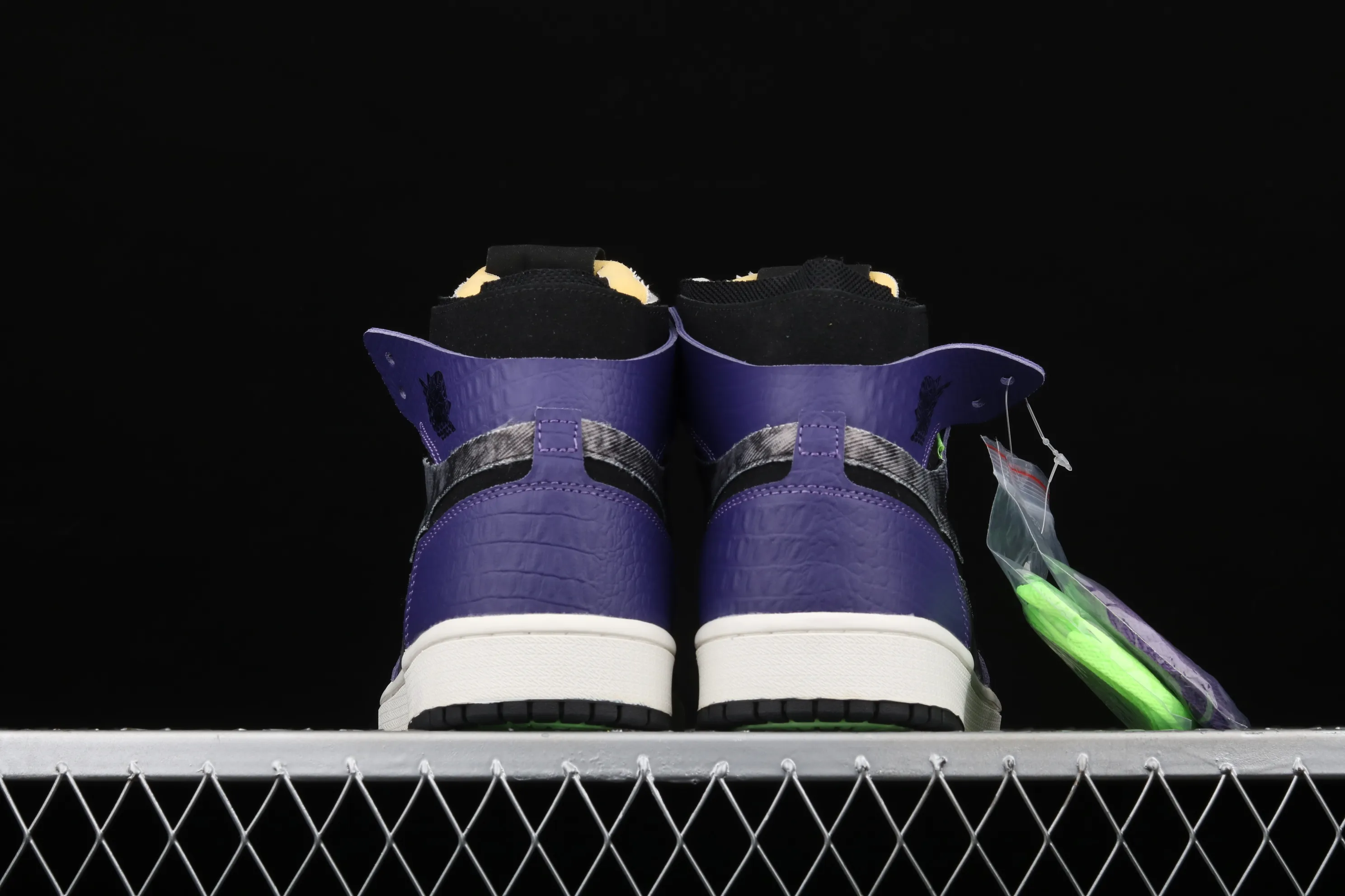 All categories Air Jordan Jordan series basketball shoes Air Jordan 1 High Z version Air Jordan 1 Zoom Air CMFT "BayouBoys" AJ1 Joe 1 Zion black purple DC2133-500